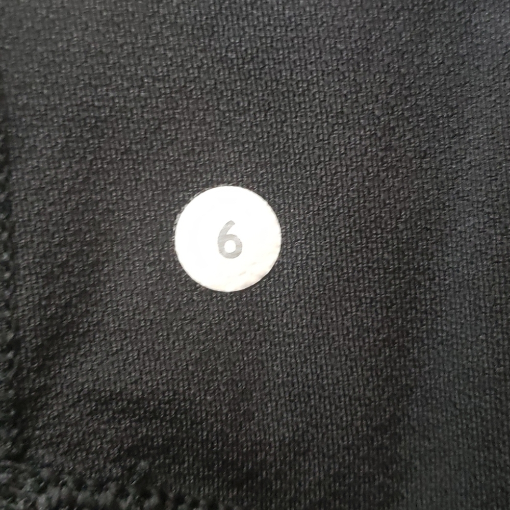Lululemon Athletic Waist Drawstring Leaf Tank Top - Picture 9 of 10